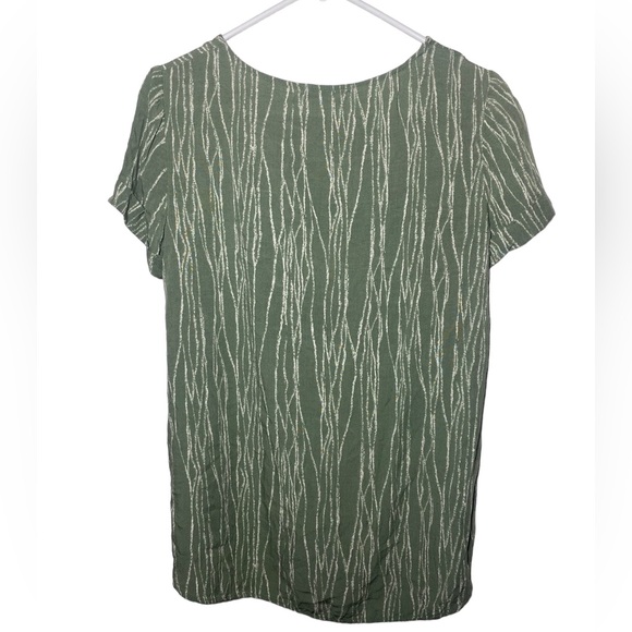KLd Green Short Sleeve Blouse - Picture 2 of 3
